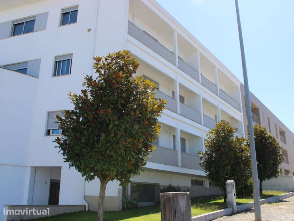 Excelente Apartamento T3 para Arrendamento a escassos 3 minutos do ... - Grande imagem: 2/42