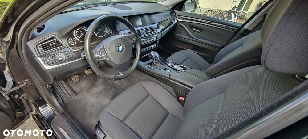 BMW Seria 5 520d - 19