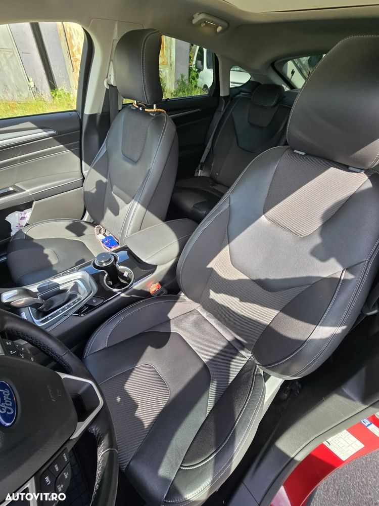 Ford Mondeo 2.0 TDCI PowerShift Titanium - 27
