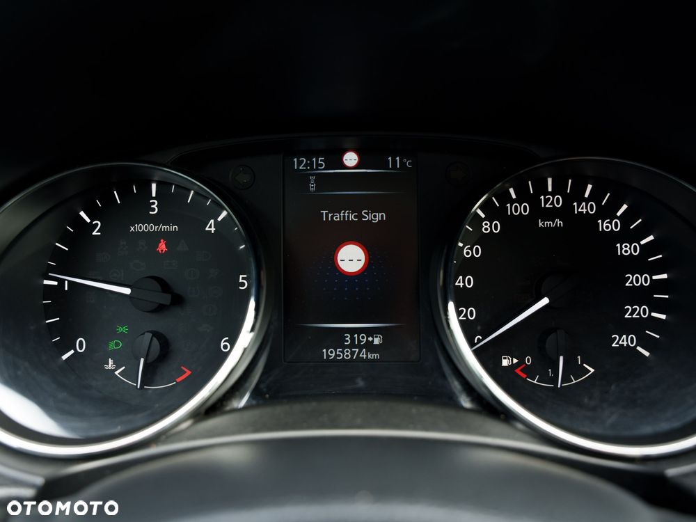 Nissan Qashqai 1.6 DCi Tekna+ - 22