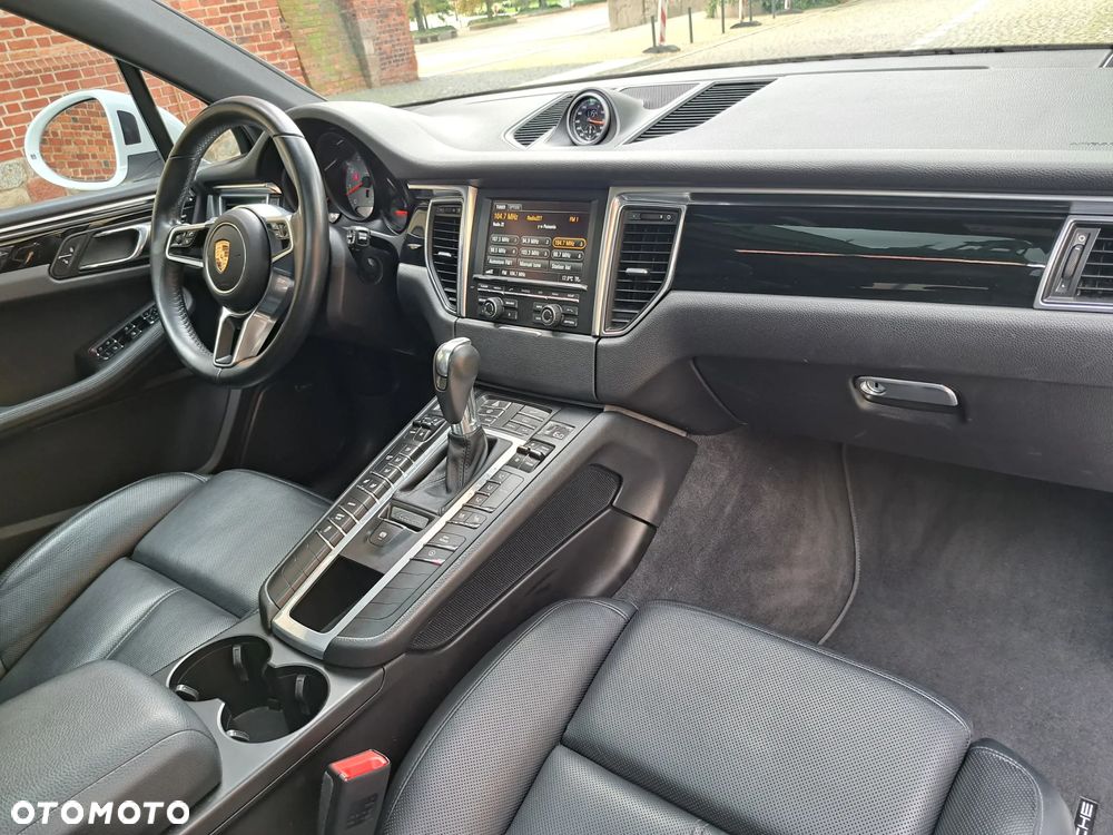 Porsche Macan - 14