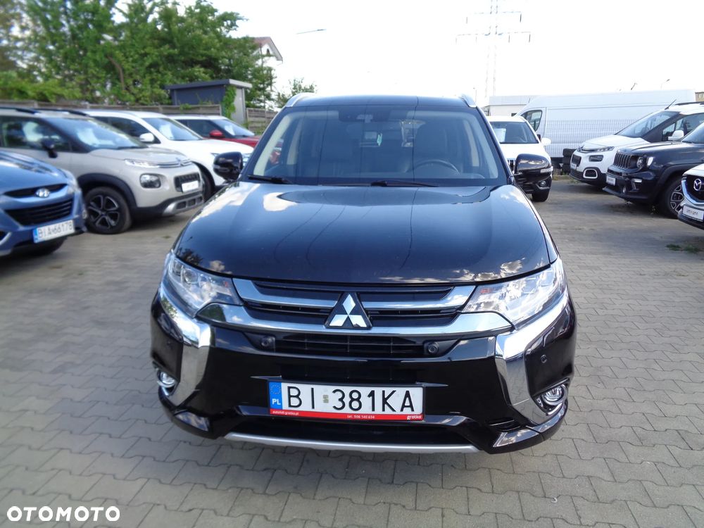 Mitsubishi Outlander 2.0 4WD Top - 7