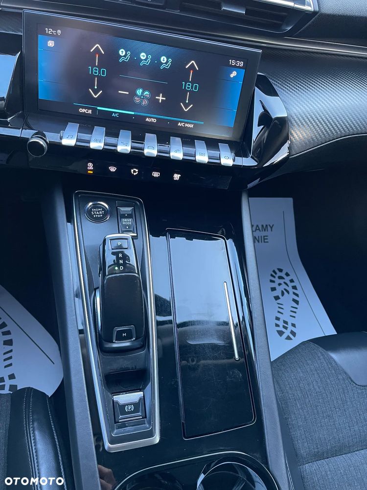 Peugeot 508 BlueHDi 130 EAT8 Allure Pack - 29
