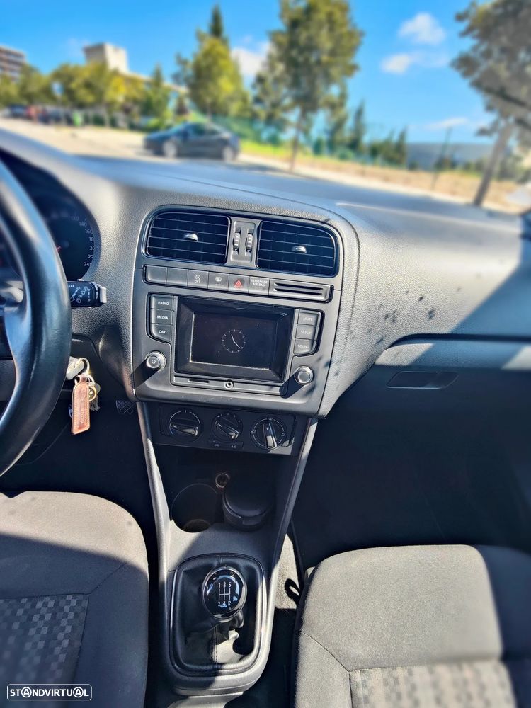 VW Polo 1.0 Confortline - 18