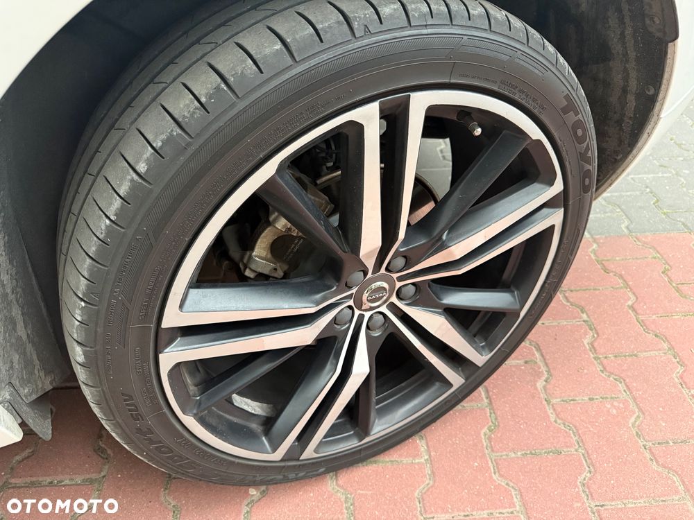 Volvo XC 60 T5 AWD R-Design - 6