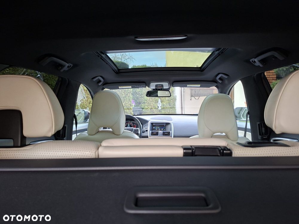 Volvo XC 60 T6 AWD Edition Pro - 12