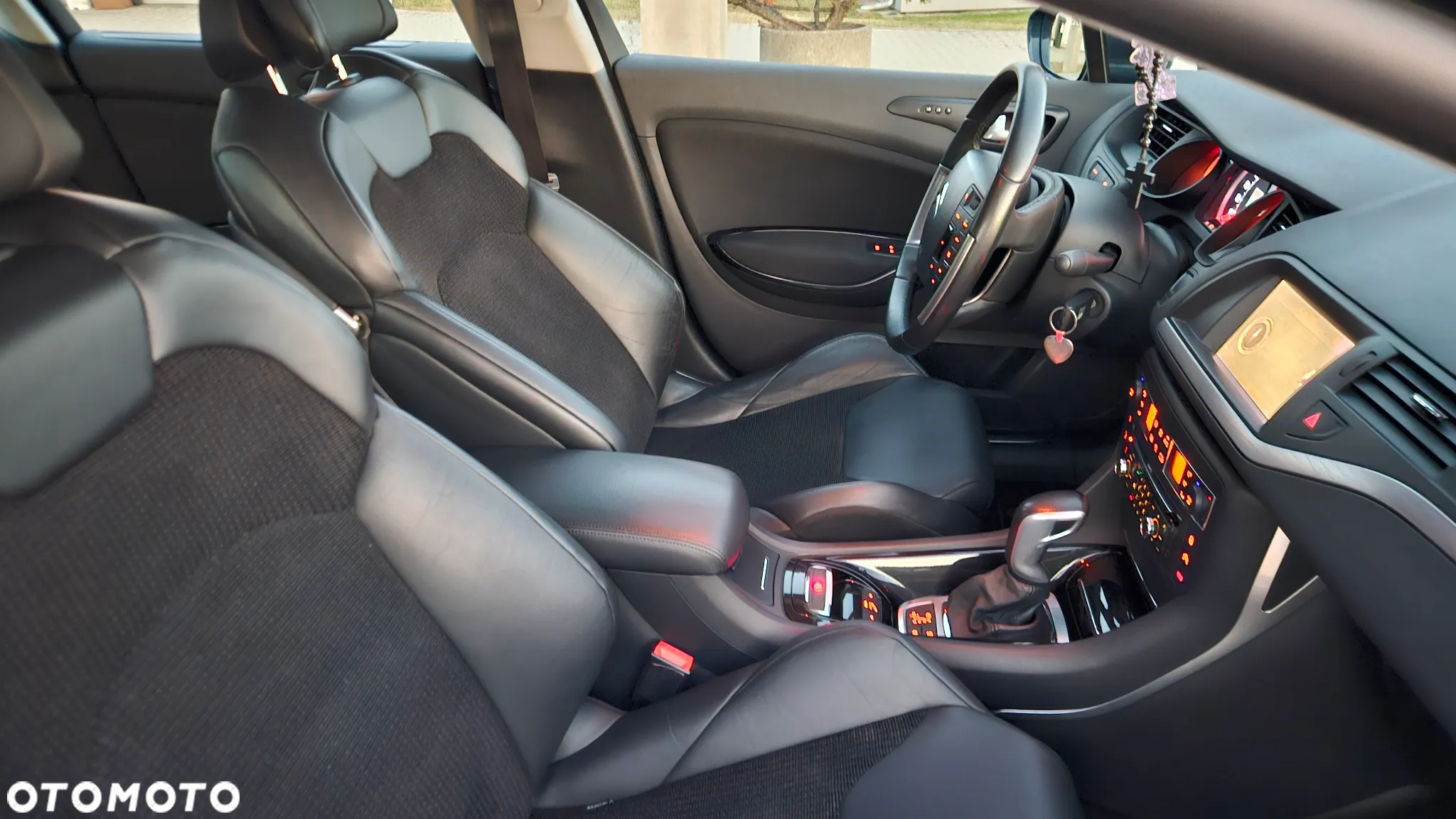 Citroën C5 2.7 HDi V6 Exclusive Equilibre Navi - 12