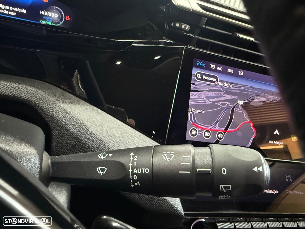 Peugeot 308 1.6 Hybrid Allure Pack e-EAT8 - 29