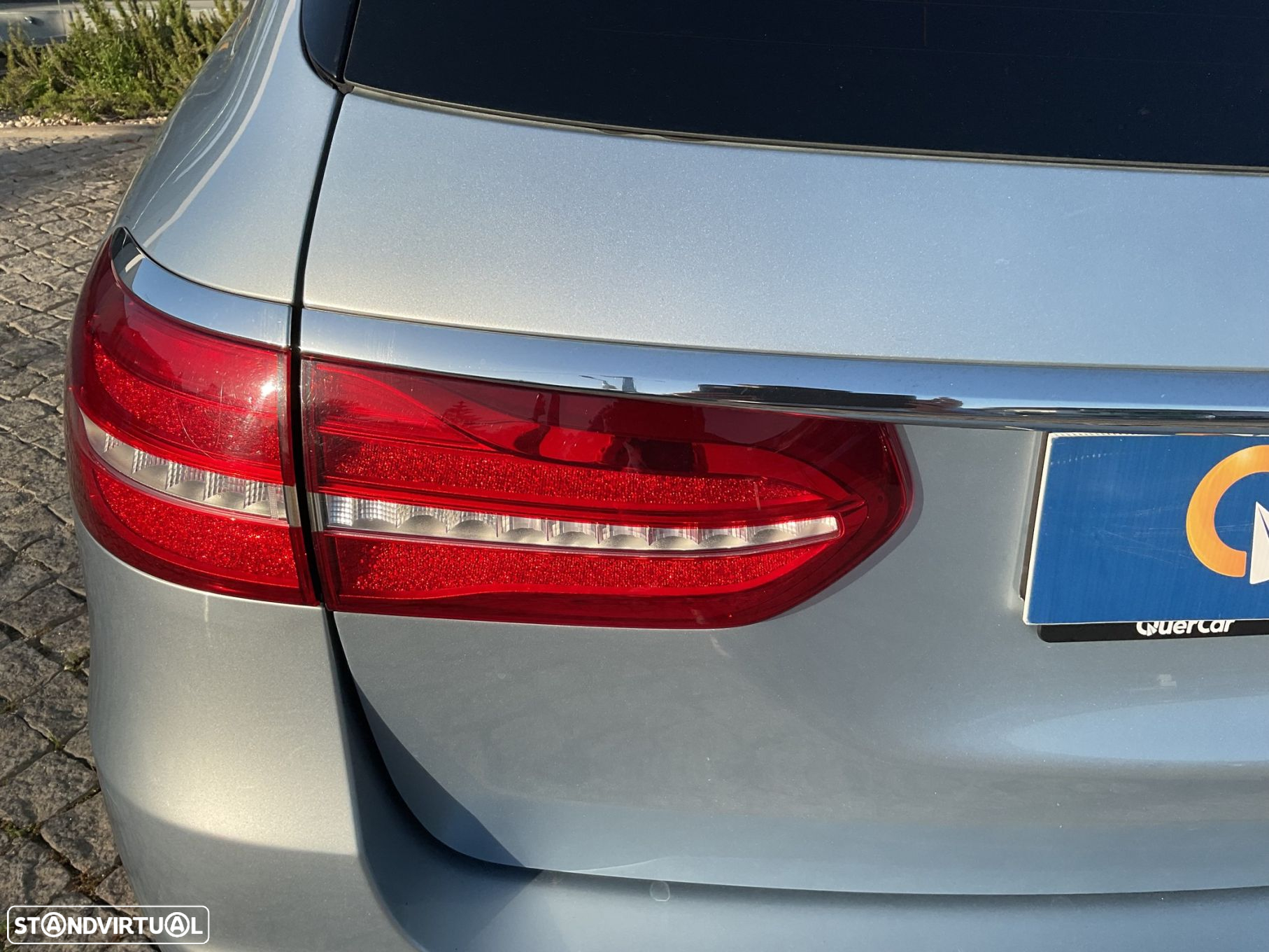 Mercedes-Benz E 220 BlueTEC Avantgarde Auto. - 16