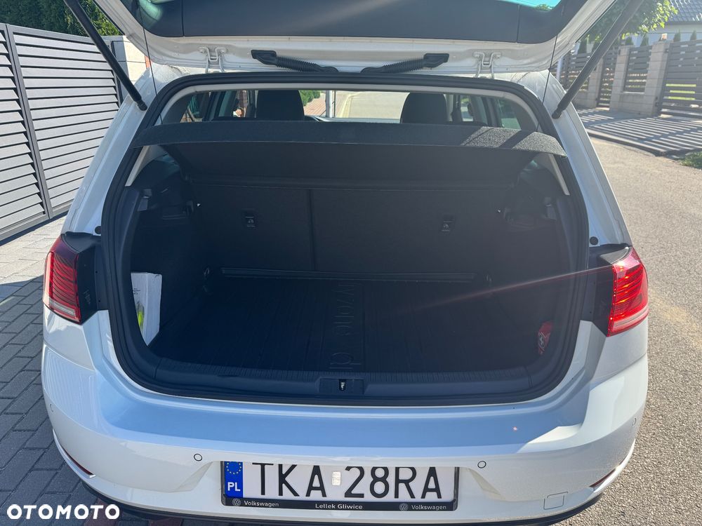 Volkswagen Golf - 4