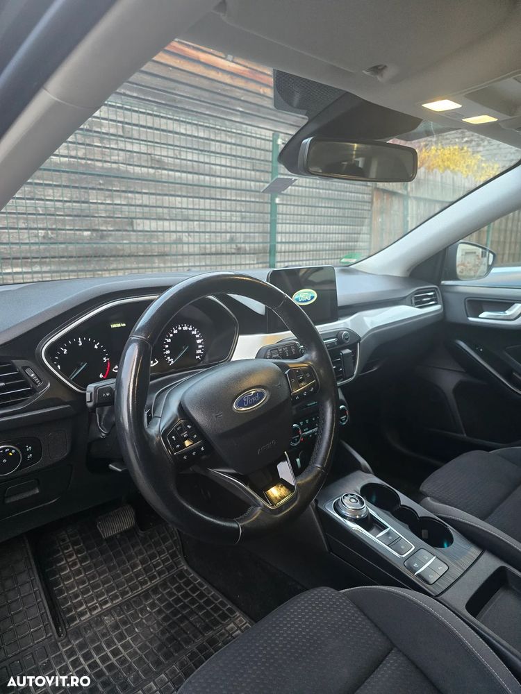 Ford Focus 2.0 EcoBlue Titanium - 4
