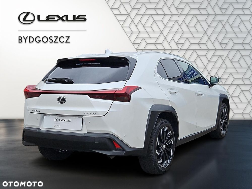 Lexus UX - 6