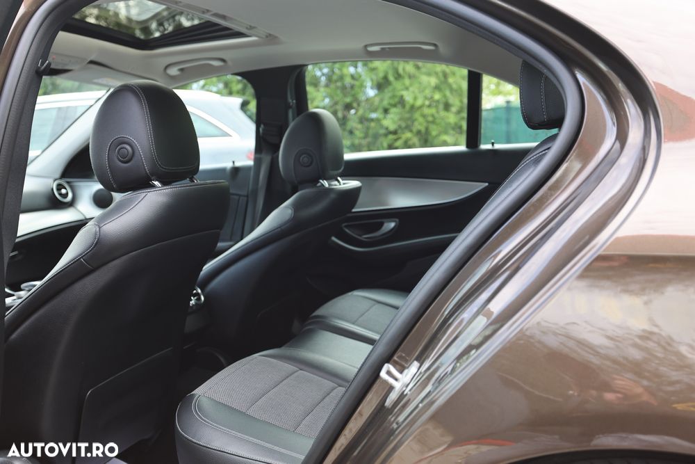 Mercedes-Benz E 220 d Aut. - 26