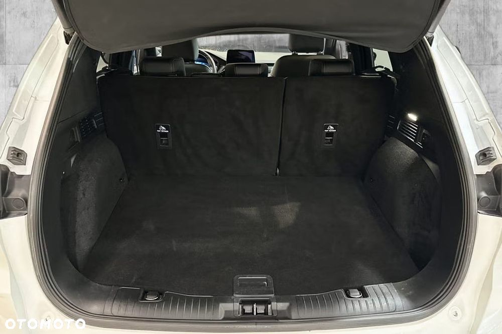Ford Kuga 2.5P PHEV FWD ST-Line - 17
