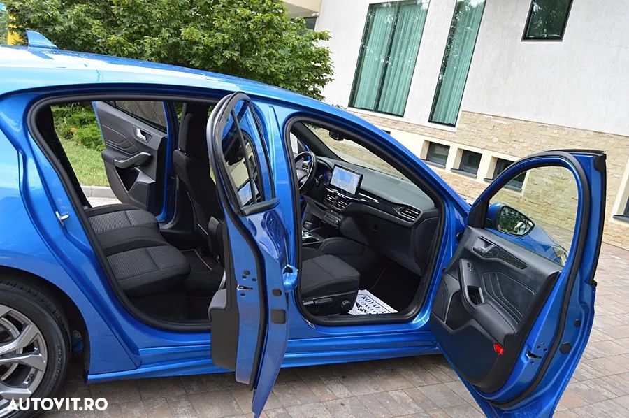 Ford Focus - 29
