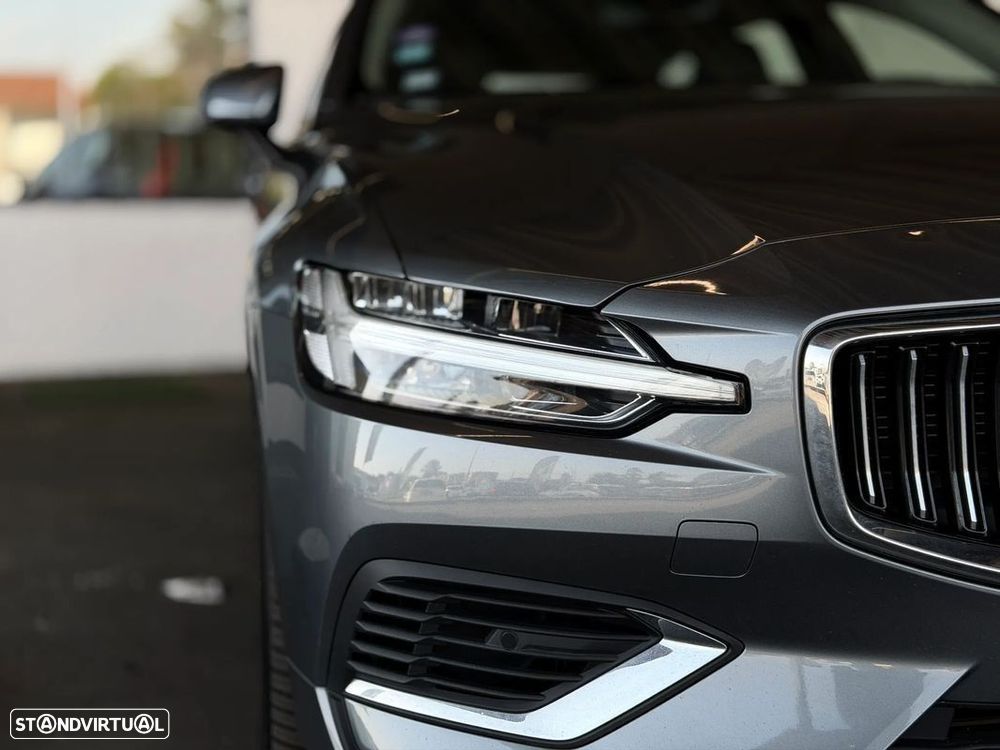 Volvo V60 2.0 T6 AWD TE R-Design - 16