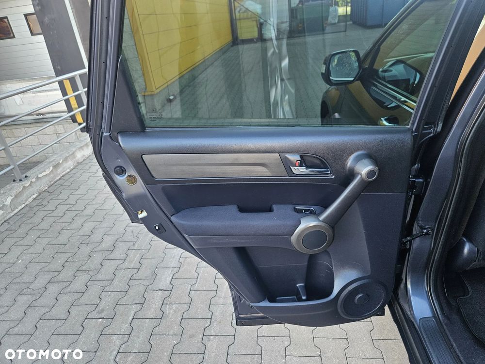 Honda CR-V 2.0i-VTEC Comfort 50 Jahre Edition - 12