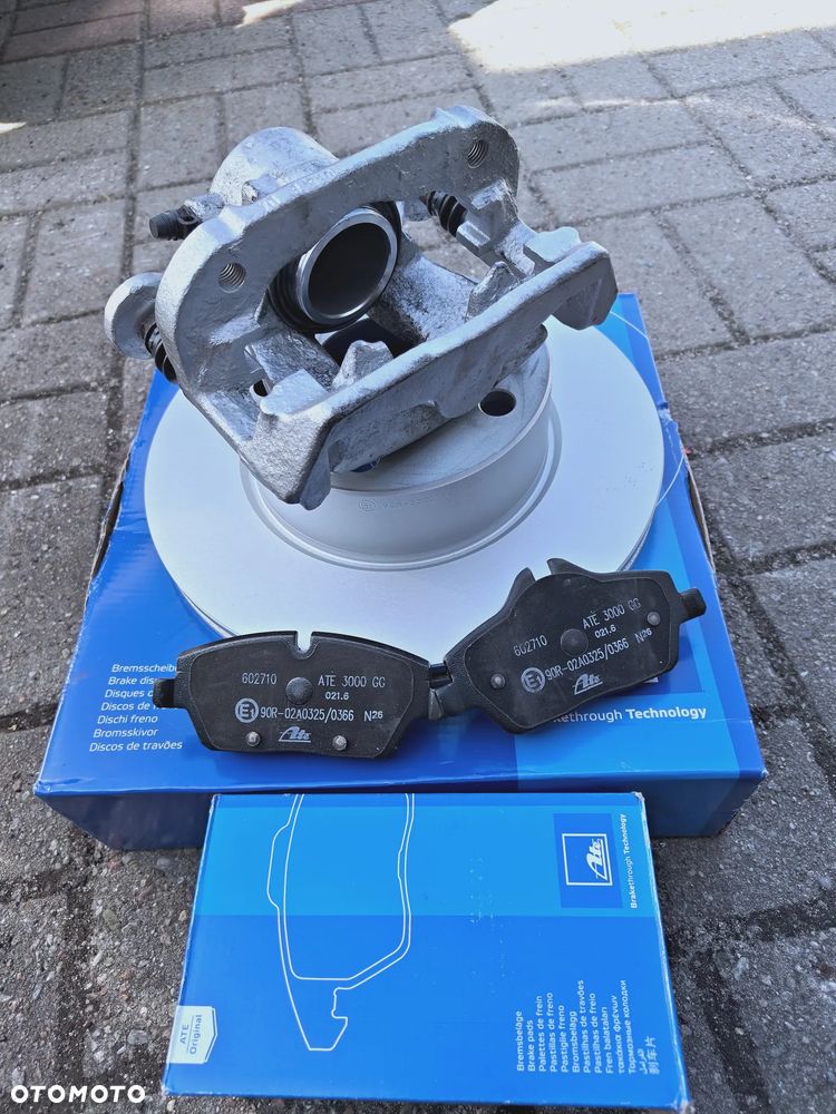 BMW Seria 1 - 38