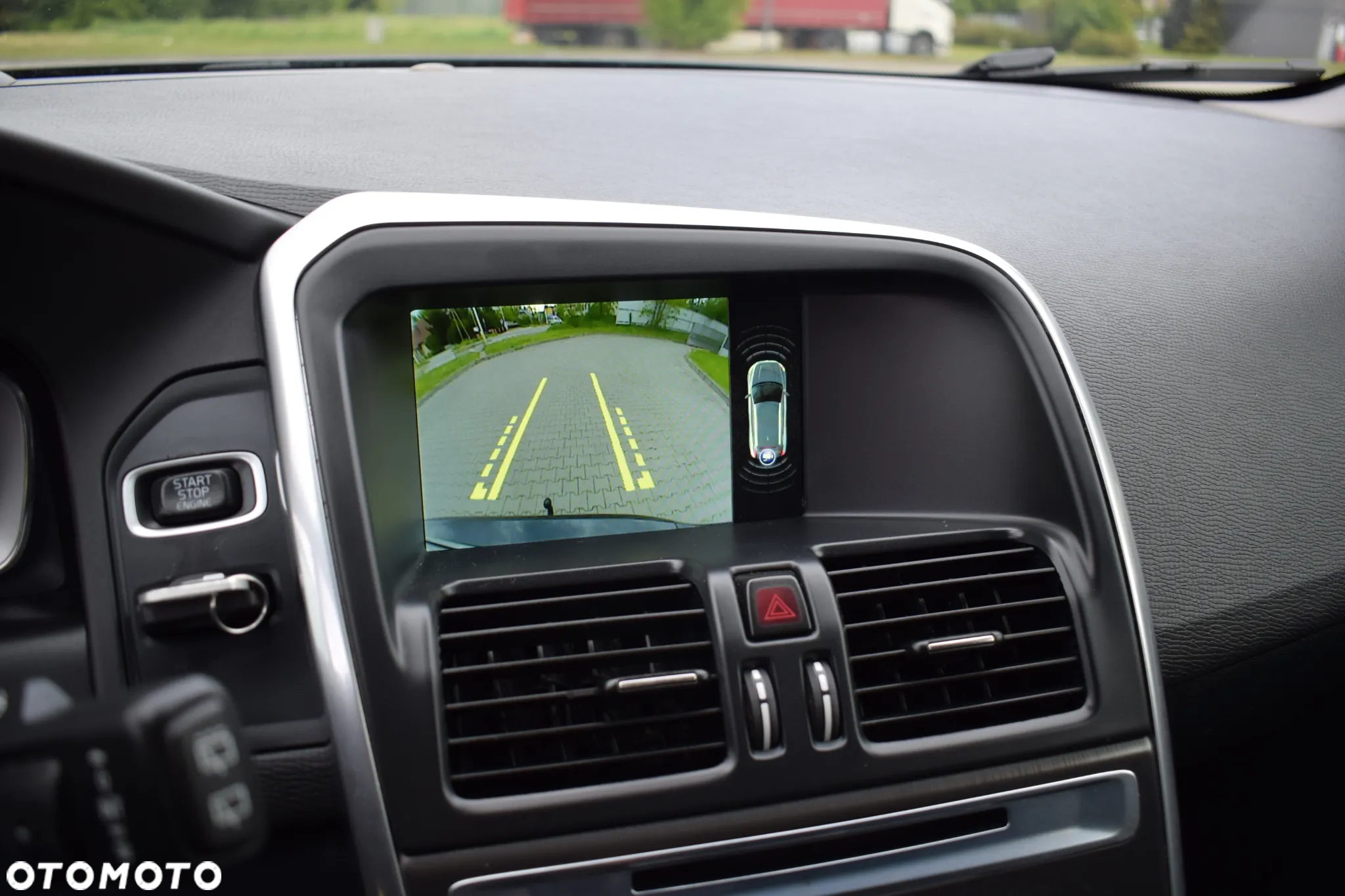 Volvo XC 60 - 35
