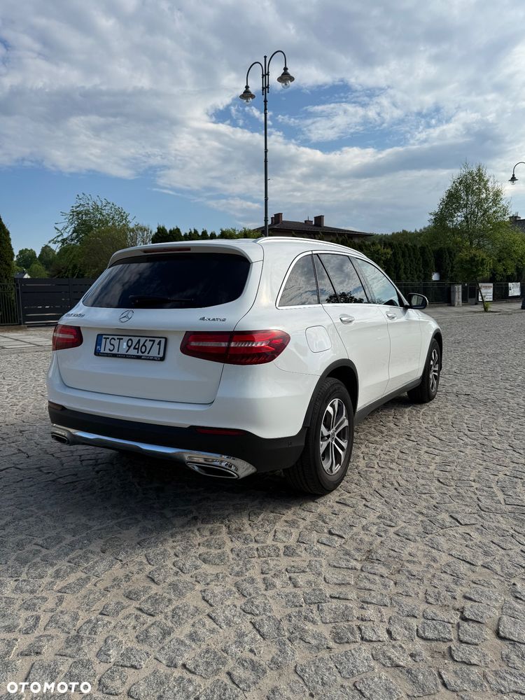 Mercedes-Benz GLC - 4