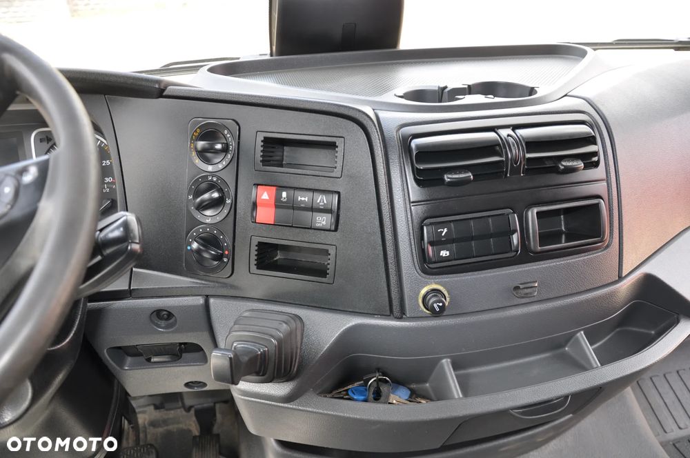 Mercedes-Benz Atego - 13