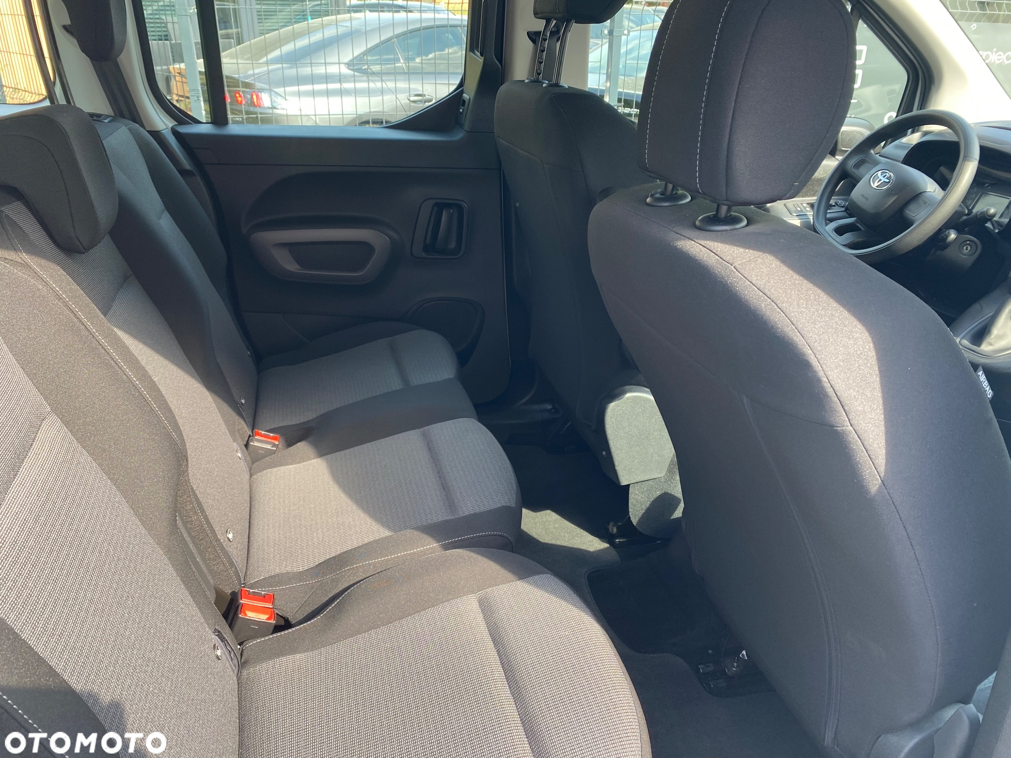 Toyota Proace City Verso 1.5 D-4D Business - 13
