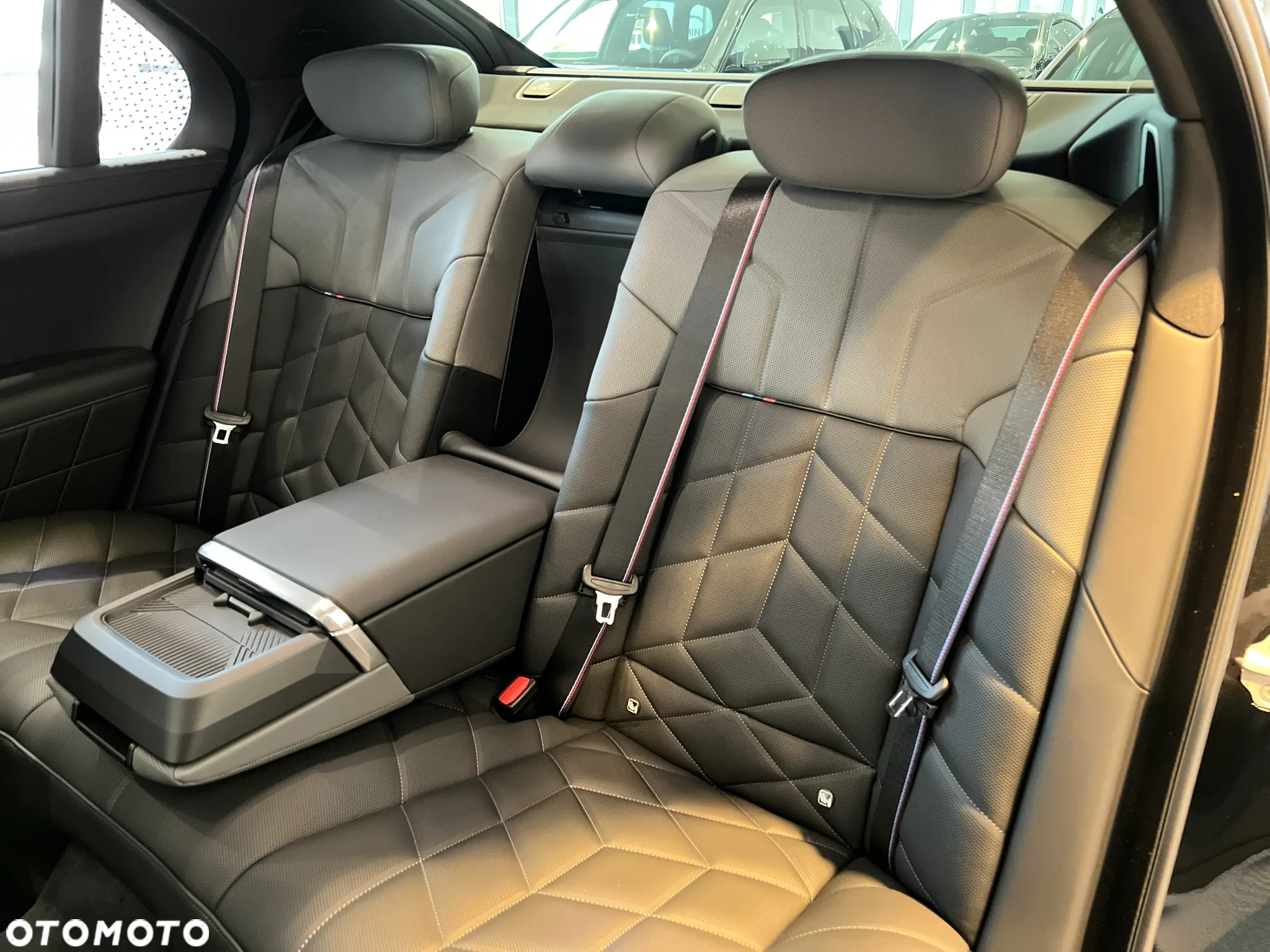 BMW Seria 7 - 20
