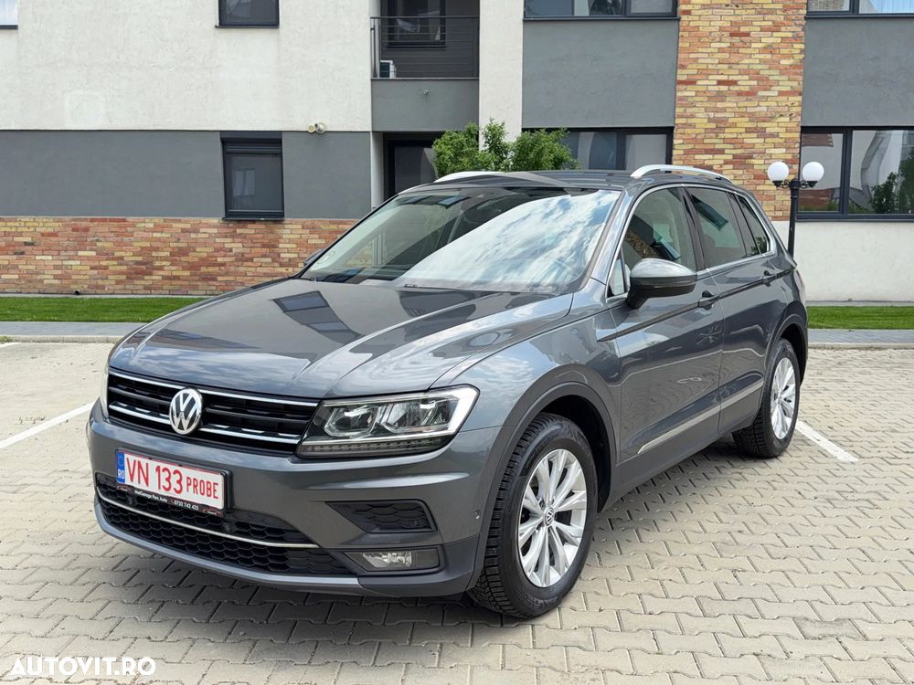 Volkswagen Tiguan - 2