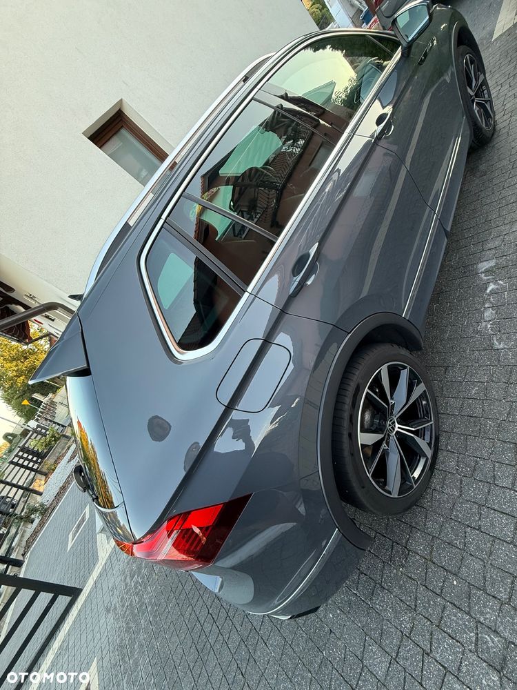 Volkswagen Tiguan 2.0 TDI SCR 4MotION DSG R-Line - 4
