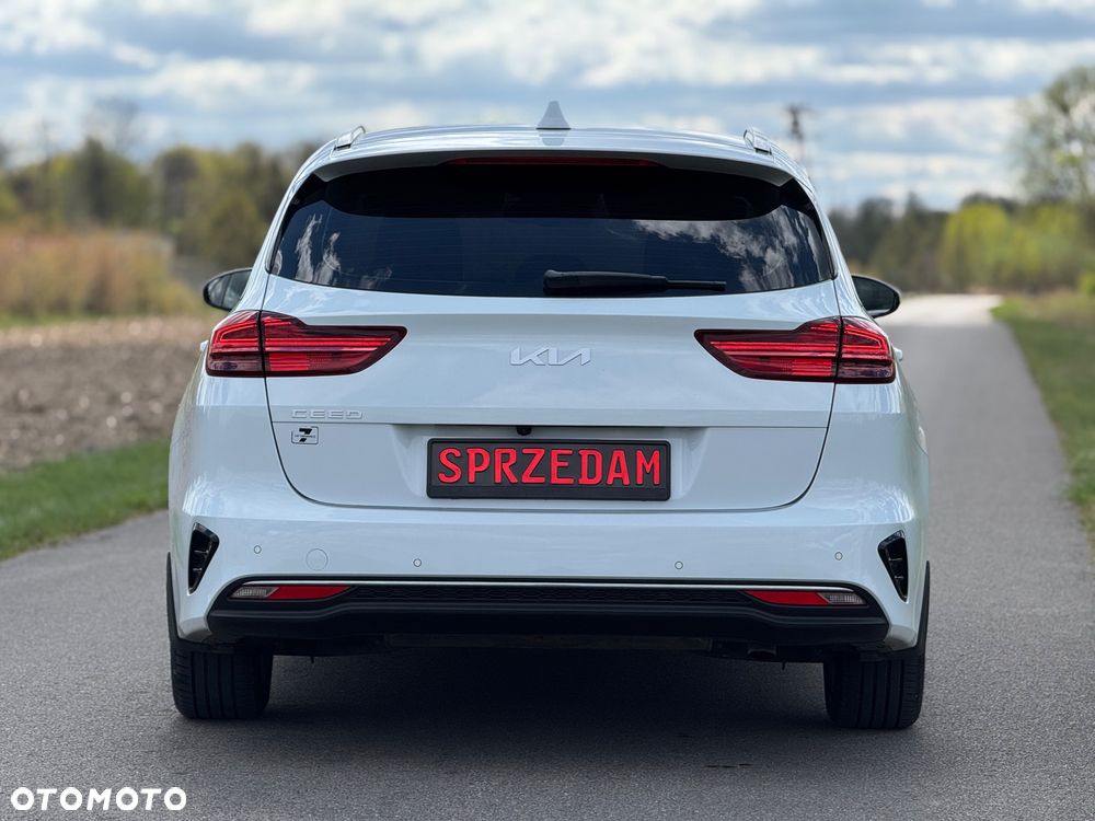 Kia Ceed 1.5 T-GDI M - 2