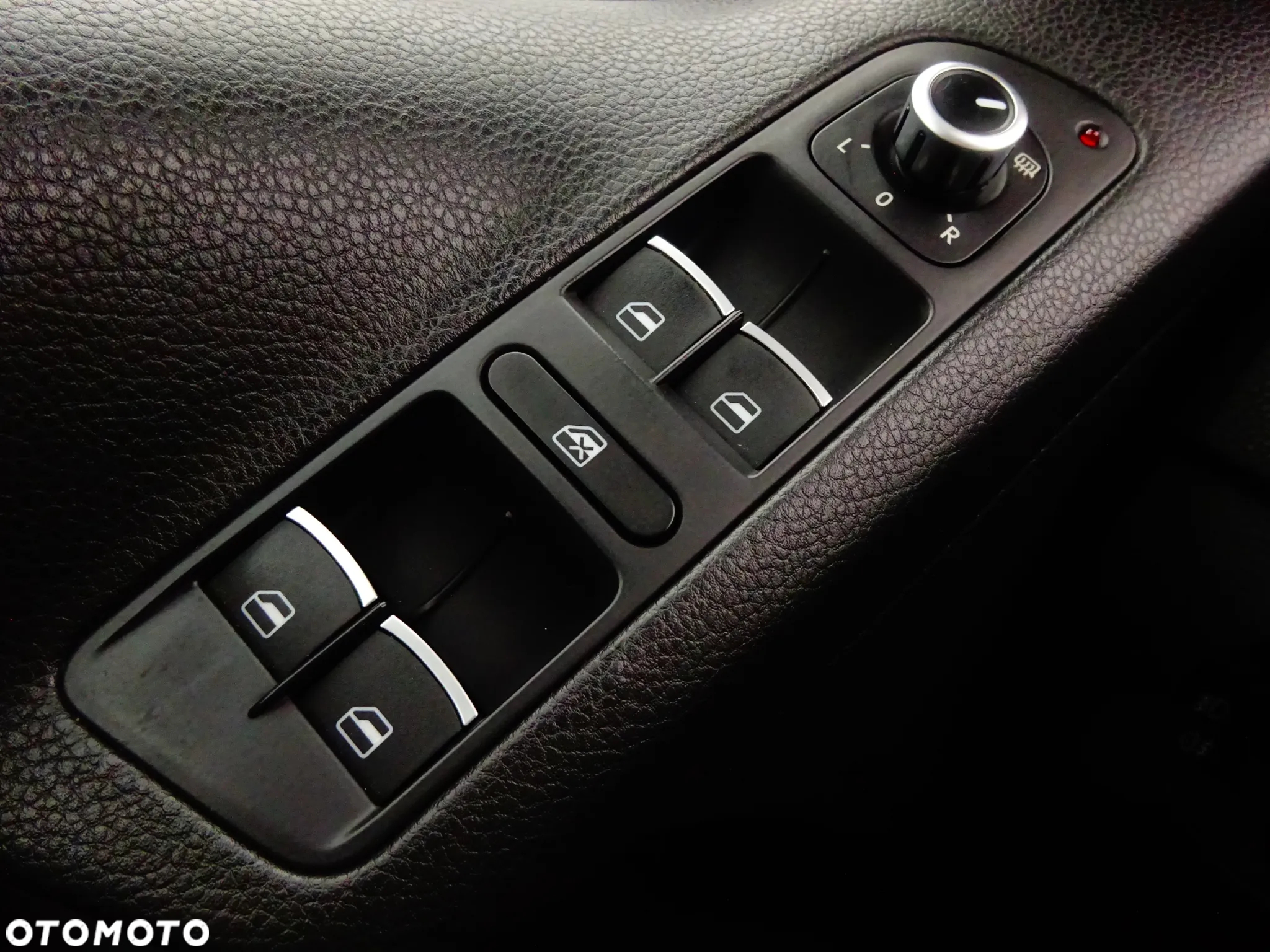 Volkswagen Tiguan 2.0 TDI DPF 4Motion BlueMotion Technology DSG Cup Sport & Style - 16