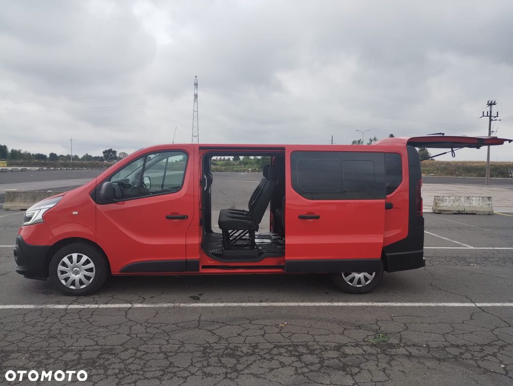 Renault Trafic Grand SpaceClass 2.0 dCi EDC - 13