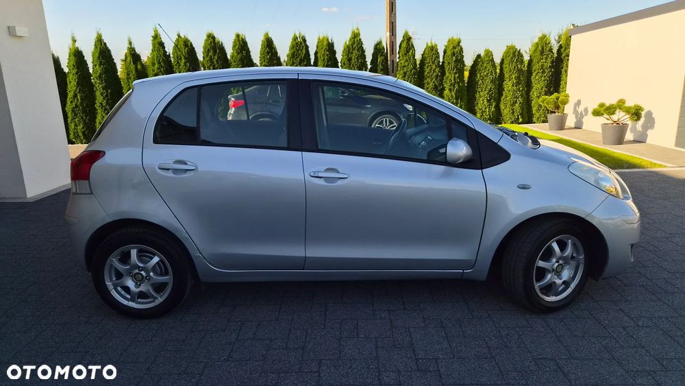 Toyota Yaris 1.33 Sol - 22