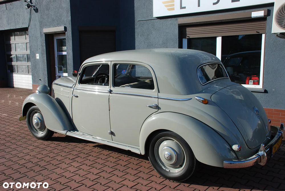 Mercedes-Benz Inny - 3