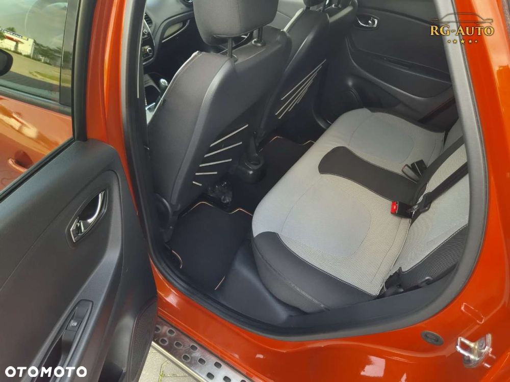 Renault Captur - 31