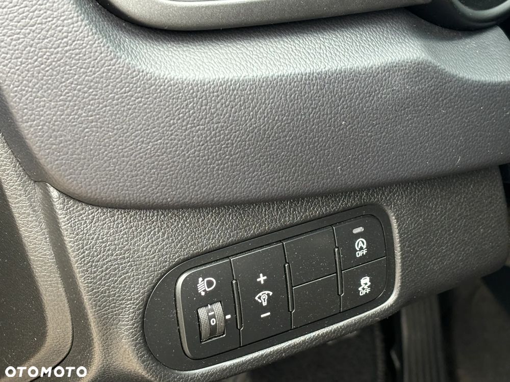 Kia Carens 1.6 GDI Attract - 20