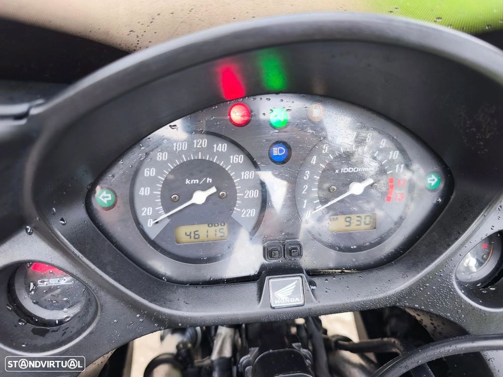 Honda CBF 600 SA - 11