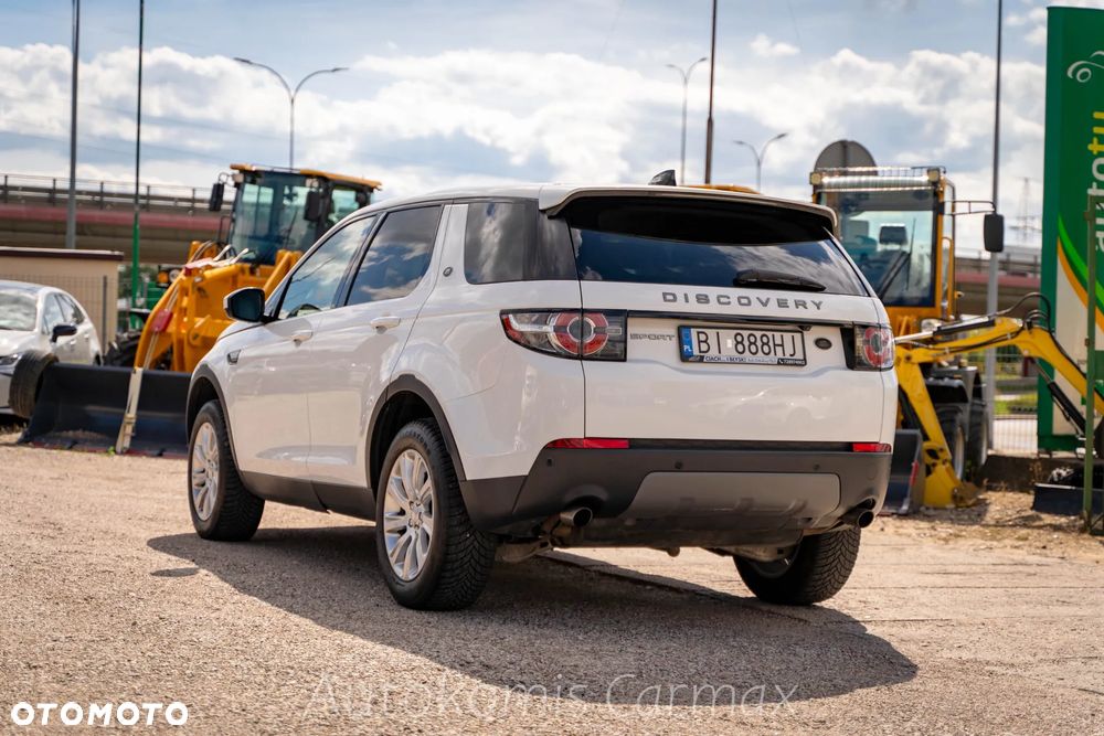 Land Rover Discovery Sport - 11