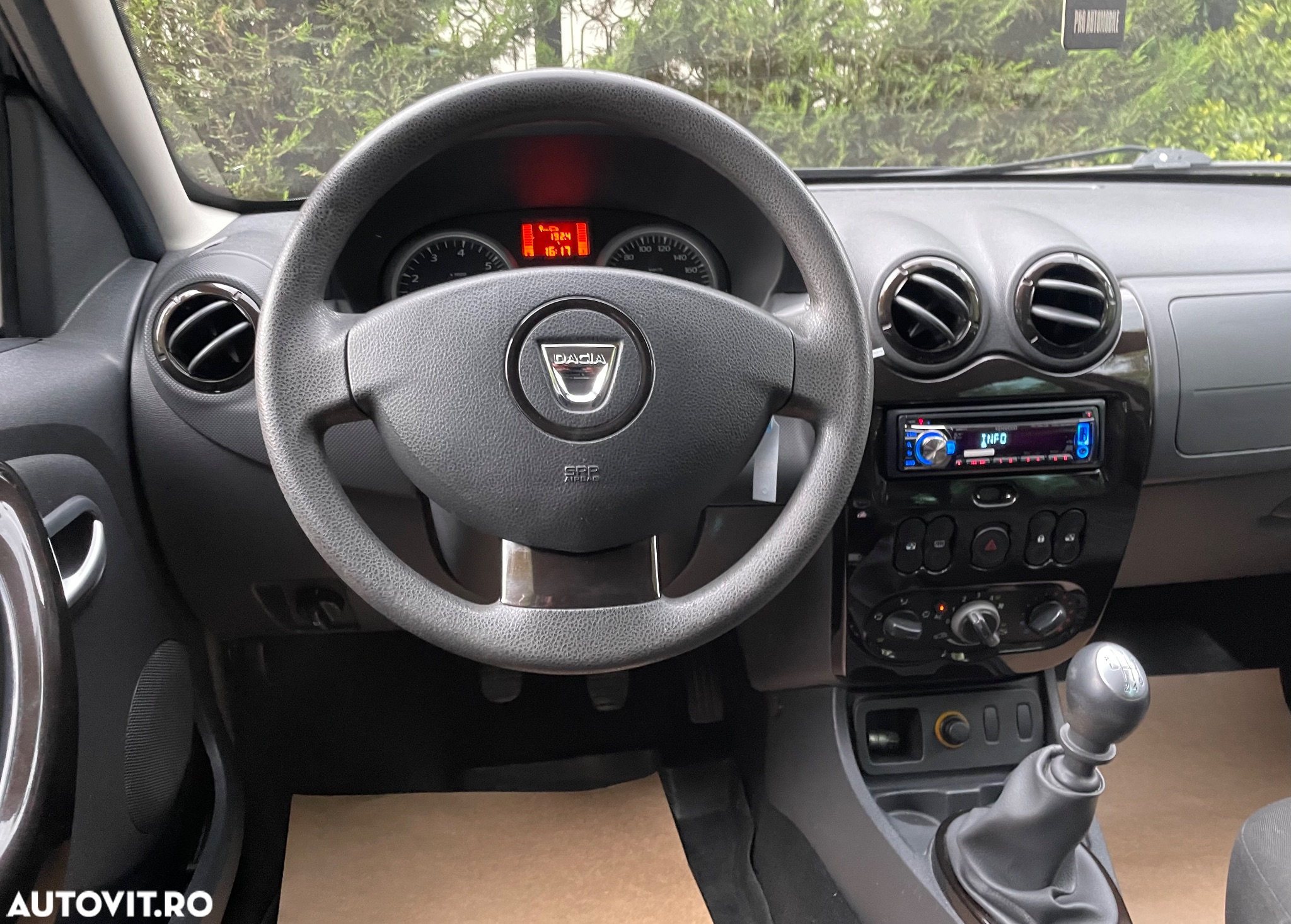 Dacia Duster 1.5 dCi 4x2 Prestige - 26