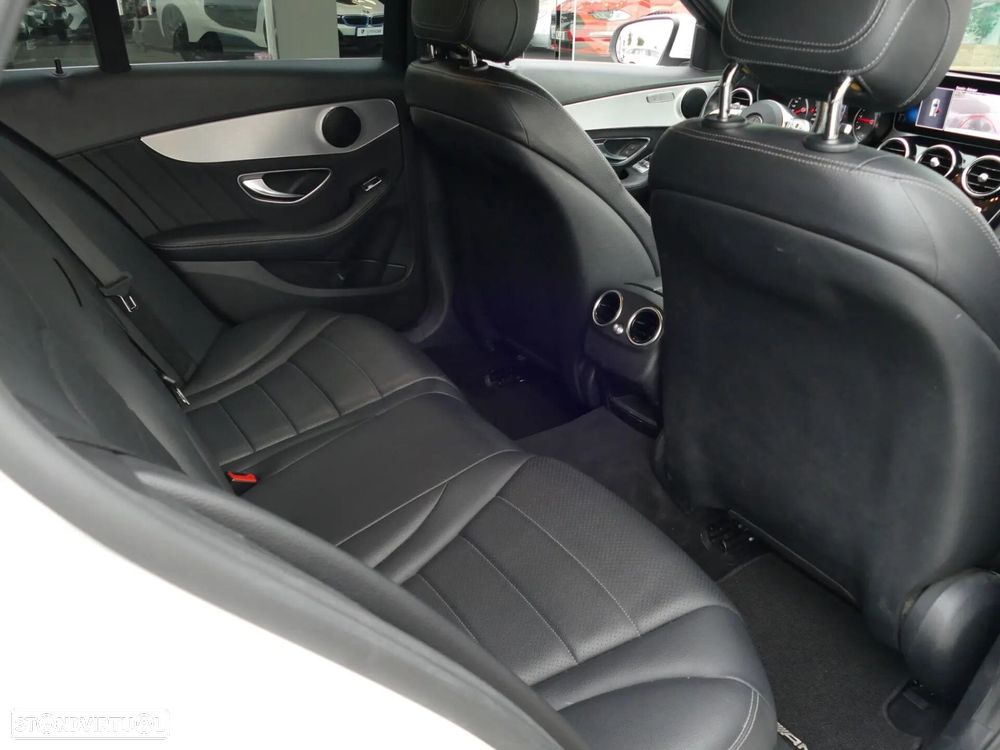 Mercedes-Benz C 220 d AMG Line - 33