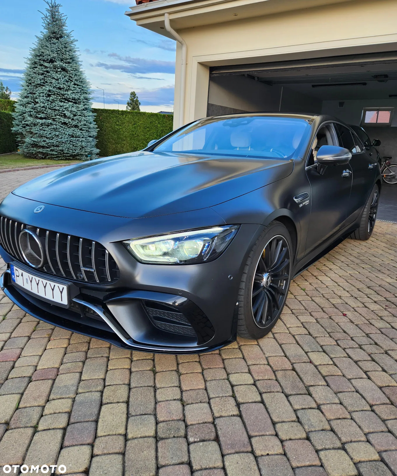 Mercedes-Benz AMG GT 43 4-Matic+ - 24