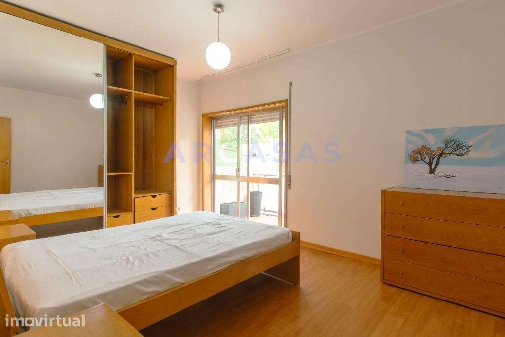 Apartamento T3 renovado com elevador, garagem e escritório no centro d - Grande imagem: 5/30