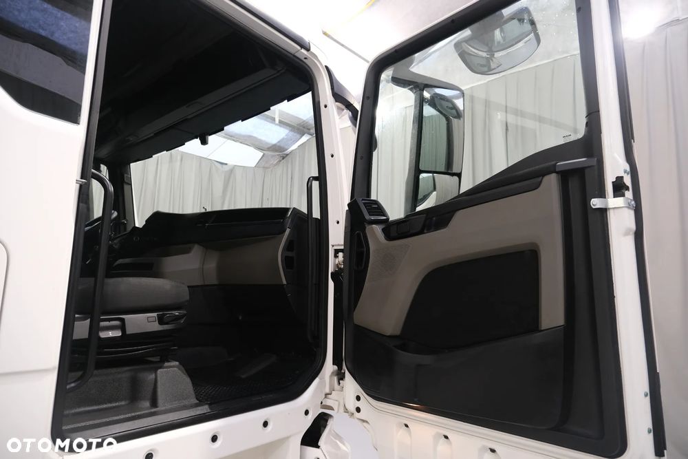 MAN TGX - 25