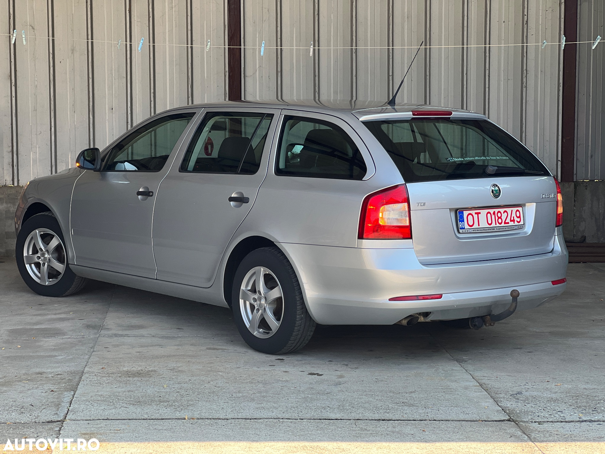 Skoda Octavia Combi 1.6 TDI DPF GreenLine - 3