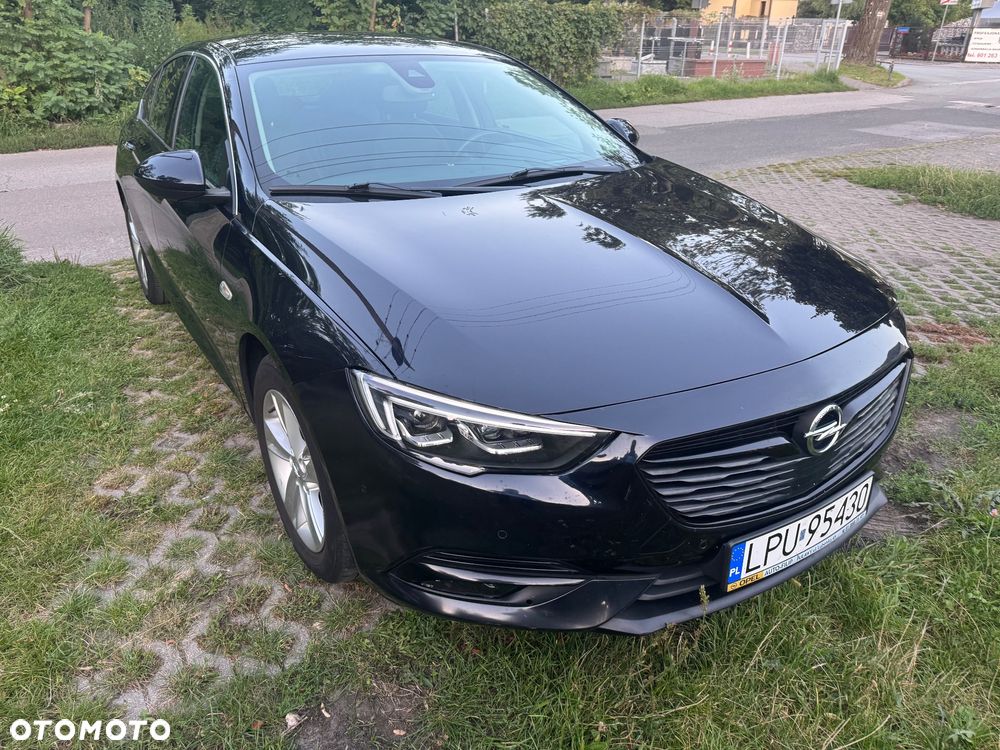 Opel Insignia - 1