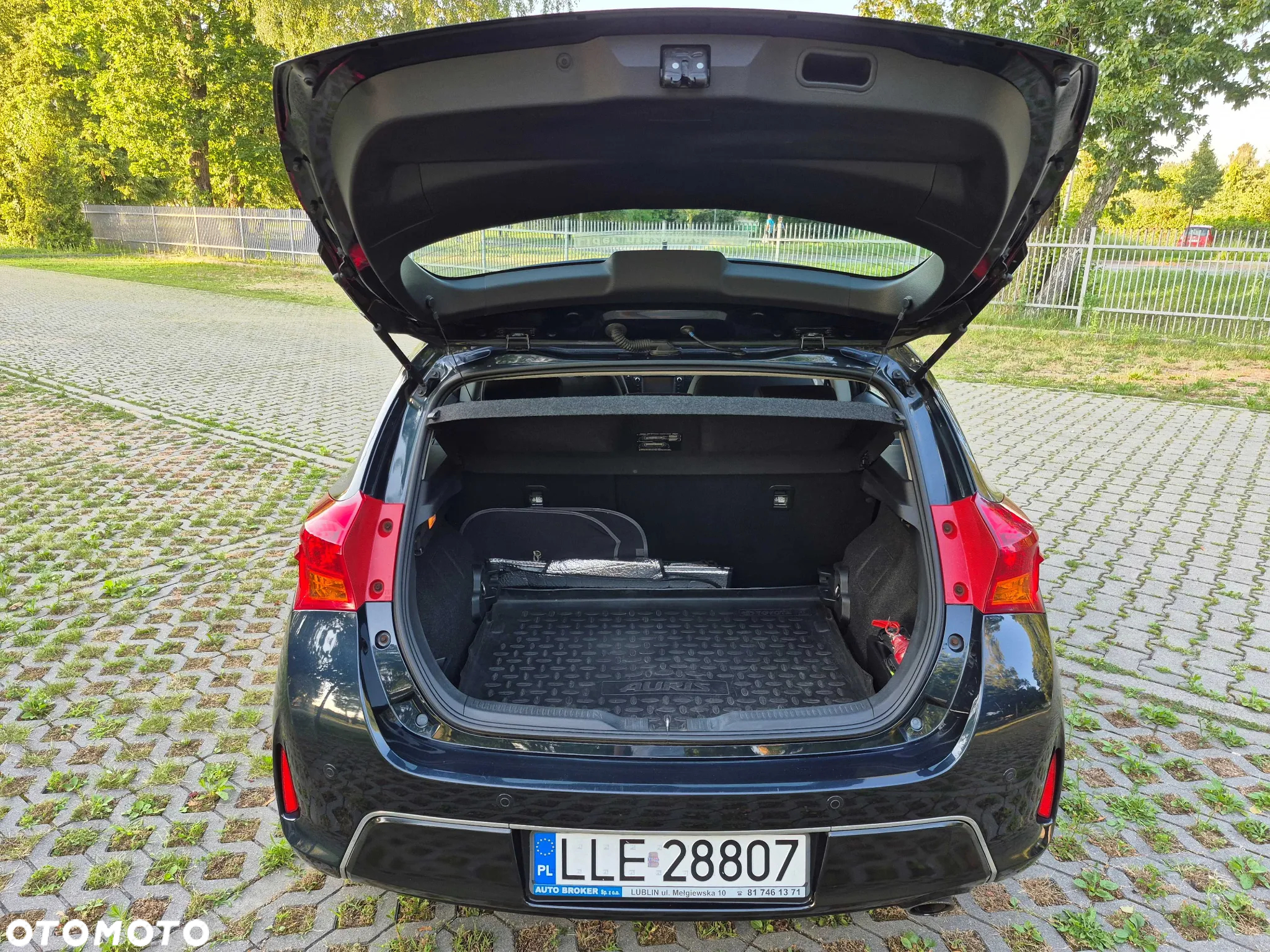 Toyota Auris 1.6 Premium Comfort - 11