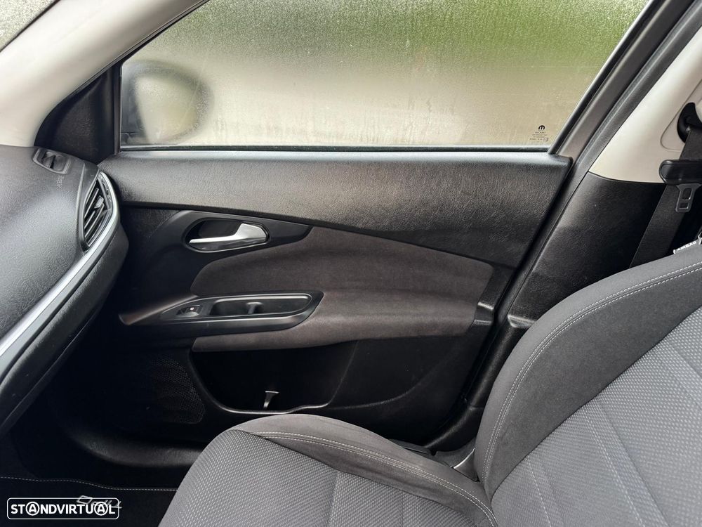 Fiat Tipo Station Wagon 1.3 M-Jet Lounge - 11