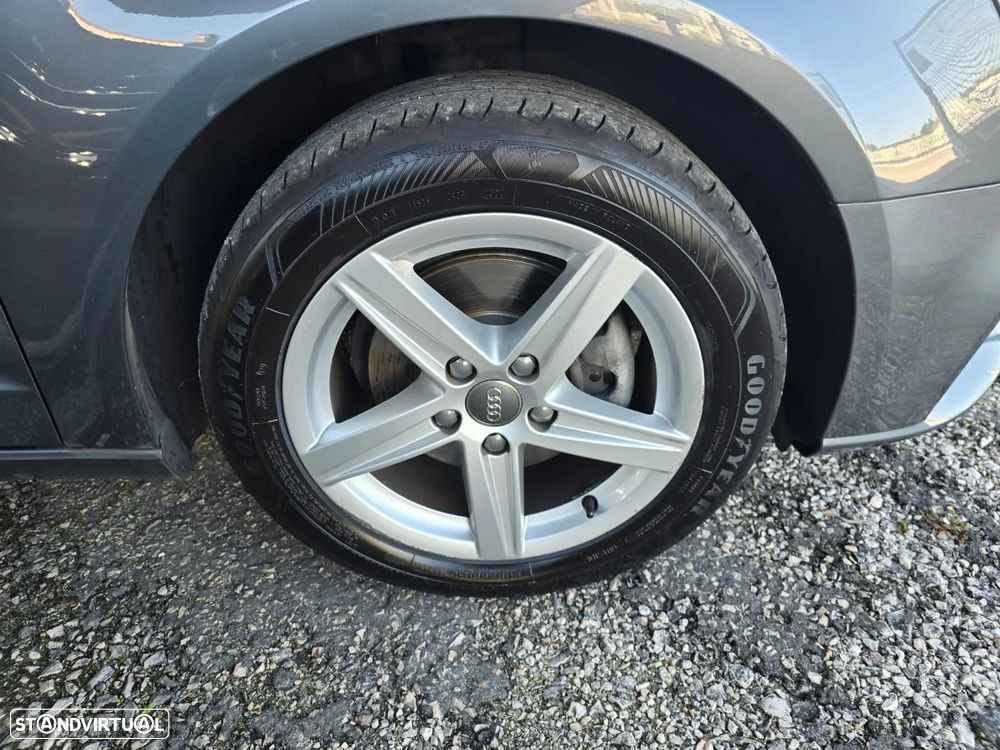 Audi A3 Sportback 30 TDI Design - 11