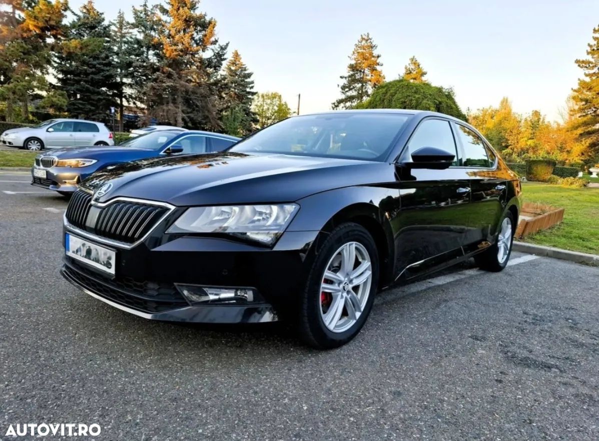 Skoda Superb 1.6 TDI DSG Active - 1