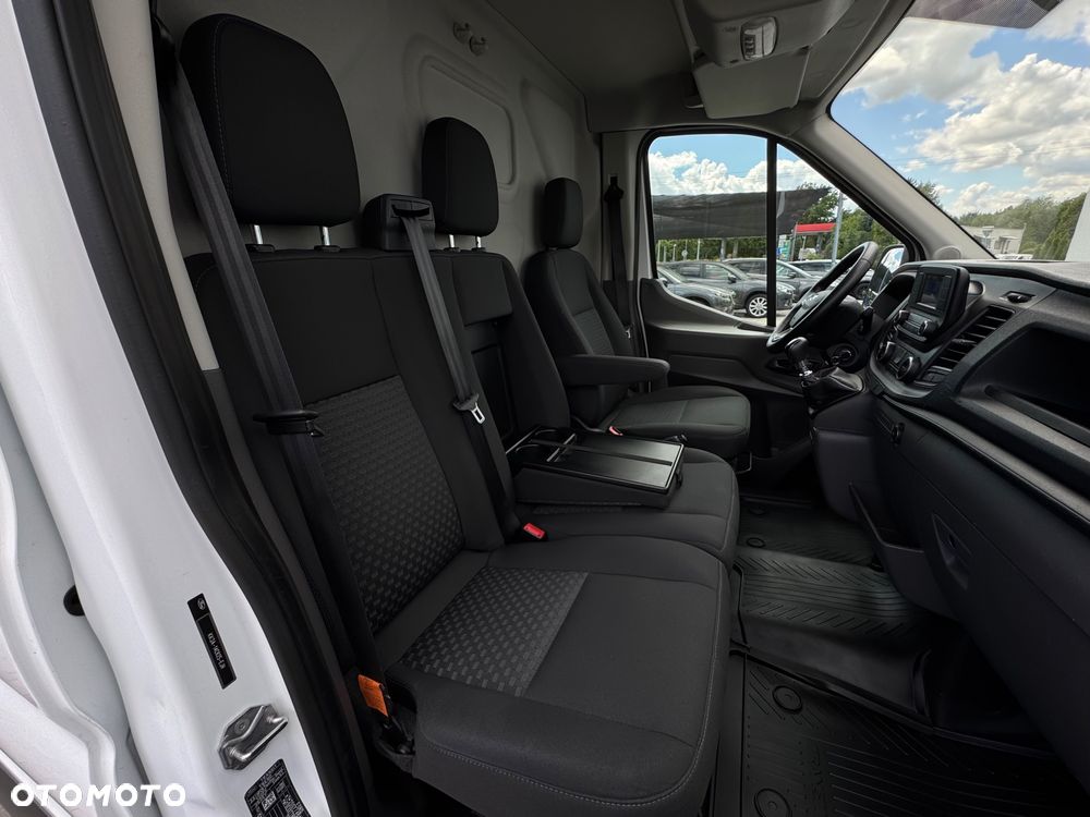 Ford Transit - 21